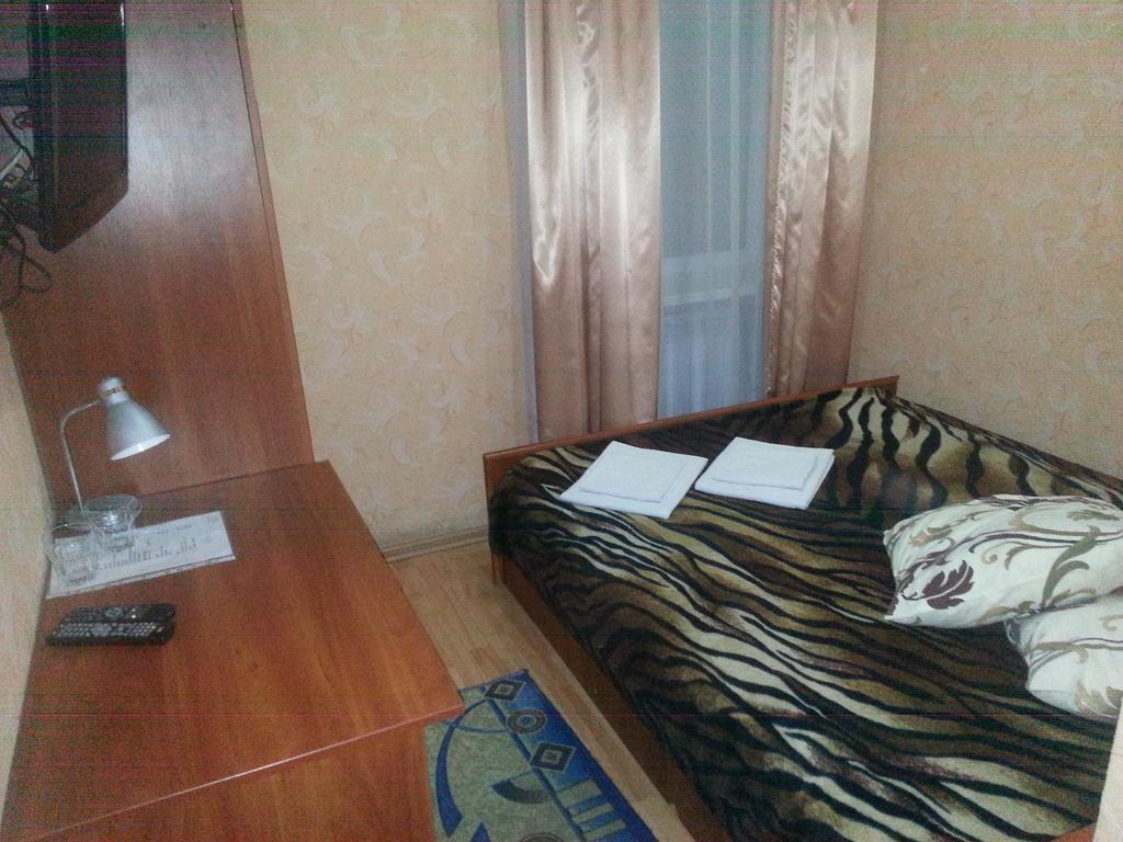 Adler Hotel Kiev Ruang foto