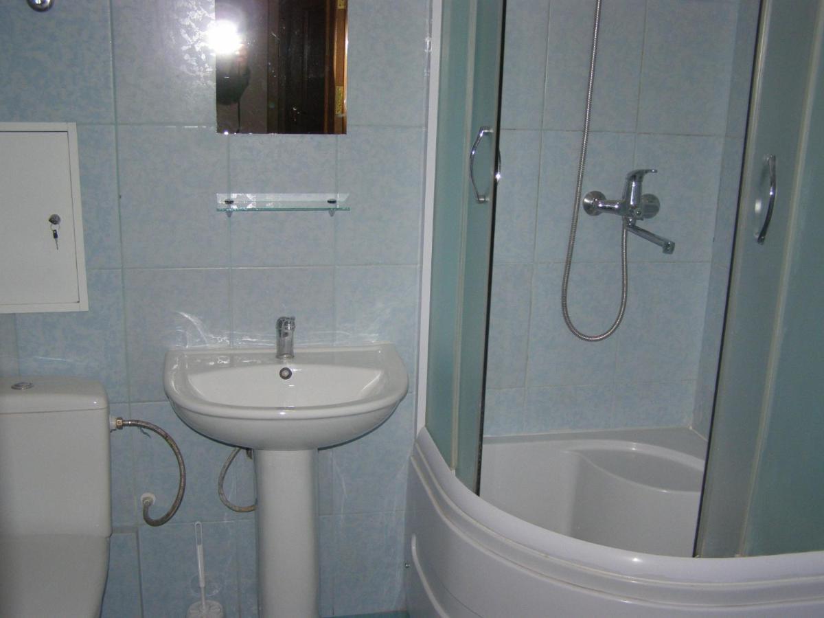 Adler Hotel Kiev Bagian luar foto
