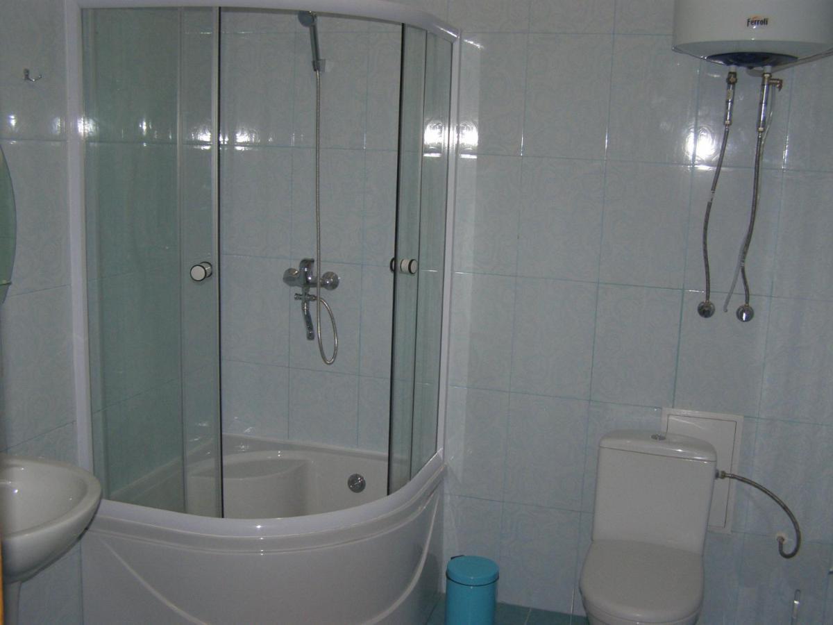 Adler Hotel Kiev Ruang foto